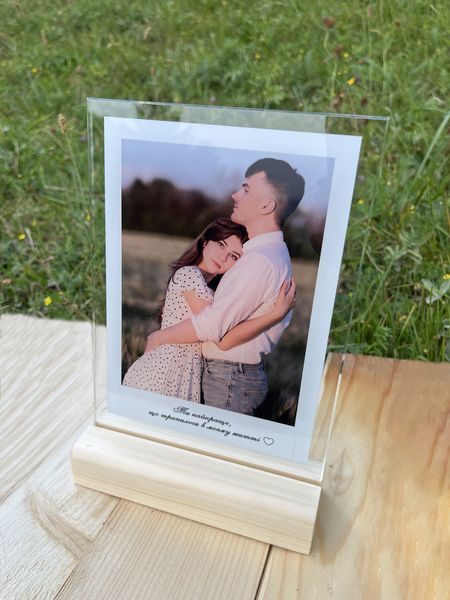 Стеклянные постеры с деревянной стойкой. Дизайн Polaroid PA5 фото