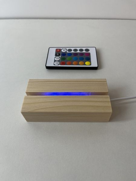 Деревянная подставка с RGB подсветкой для акрила или стекла А6 RGBA6 фото